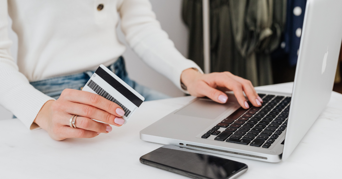 https://pci.cardveritas.com/Quel moyen de paiement quand on est interdit bancaire ?